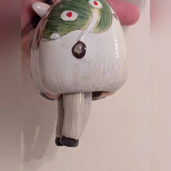 Three Country Farmyard Cow Ornaments - Picture 11 of 13